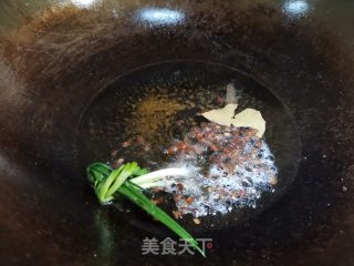 麻辣香干的做法步骤：2