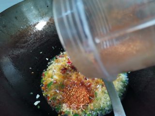 麻辣香干的做法步骤：8