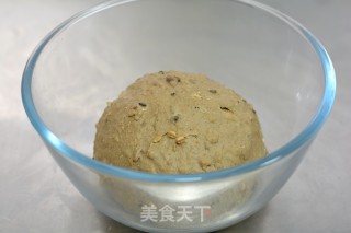 多谷黑麦欧包的做法步骤：3