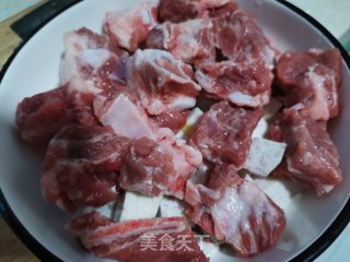 香芋蒸排骨的做法步骤：5