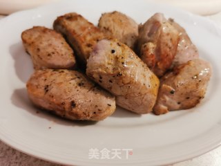 奶油口蘑胡椒酱配香煎猪里脊的做法步骤：7