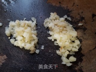 海螺片炒甜豆的做法步骤：4