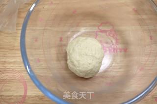 桃花酥和菊花酥的做法步骤：2
