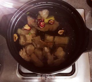 排骨冬瓜汤????????????的做法步骤：2