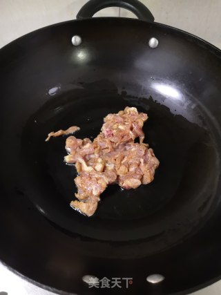 韭黄肉丝的做法步骤：4