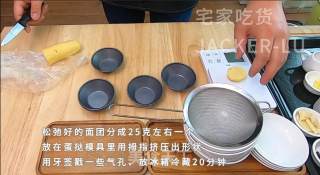 巧克力迷你挞，满口黄油香气浓郁，牵引着味蕾，让人想咬一口。的做法步骤：9