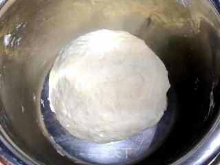柔软的中种小餐包的做法步骤：1