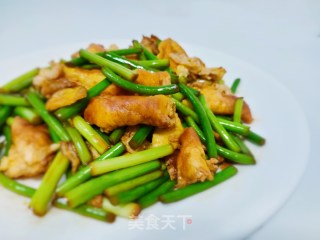 蒜薹炒鸡蛋的做法步骤：6