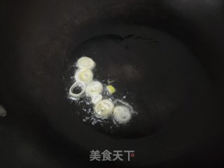 五花肉烩土豆的做法步骤：4