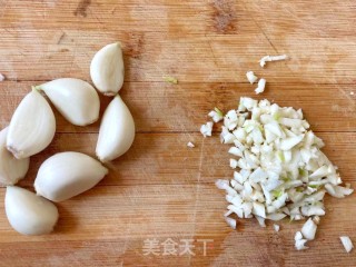 年夜饭必备的下饭菜蚝油娃娃菜的做法步骤：2