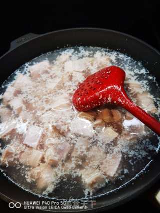 红焖肉的做法步骤：7