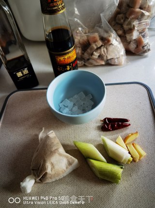 红焖肉的做法步骤：9