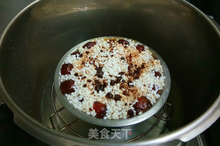 红糖八宝饭的做法步骤：6