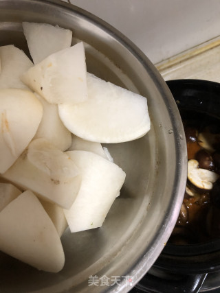 大块萝卜烧牛肉的做法步骤：6