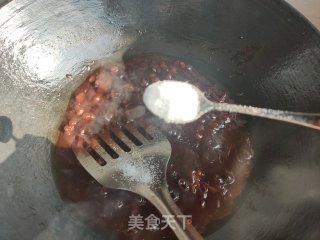 肉丁香菇炸酱的做法步骤：15
