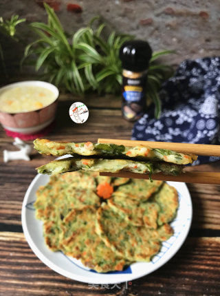 芹菜叶鸡蛋饼的做法步骤：15