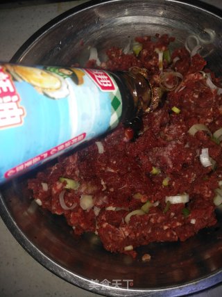 牛肉葱馅煎饺的做法步骤：8
