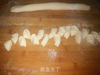牛肉葱馅煎饺的做法步骤：14