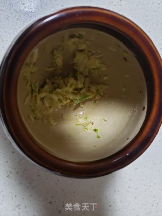 香菜拌五香豆腐的做法步骤：6