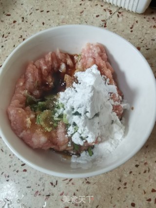 酿豆腐的做法步骤：1