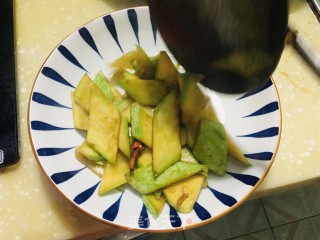 蒜香茭瓜的做法步骤：6