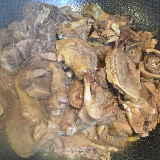 红烧老鸭的做法步骤：7