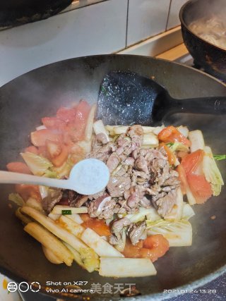 白菜梗炒牛肉的做法步骤：6
