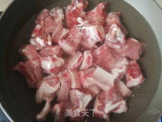 鸡油菌排骨汤的做法步骤：6