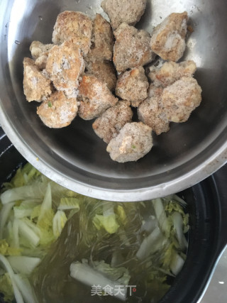 白菜心肉丸汤的做法步骤：6