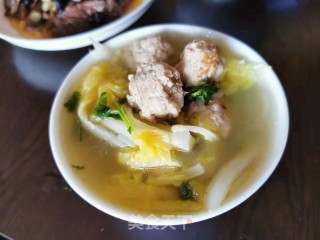 白菜心肉丸汤的做法步骤：8