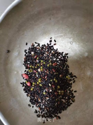 杂豆黑米粥的做法步骤：3