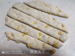 玉米棒面包的做法步骤：9