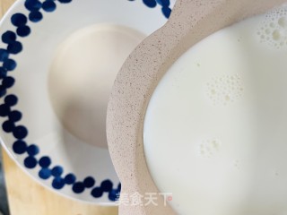 酸酸甜甜的酸奶草莓冻的做法步骤：5