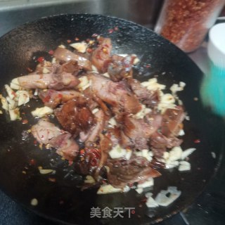 蒜香腊鸡腿的做法步骤：7