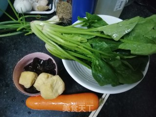 素菜豆皮卷的做法步骤：1