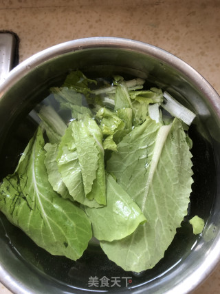 牛肉白菜拌面的做法步骤：1