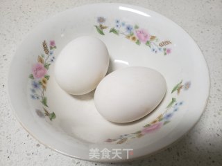 马齿菜鹅蛋包子的做法步骤：5