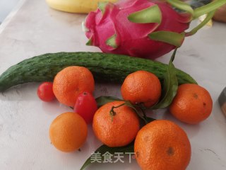 水果拼盘的做法步骤：1