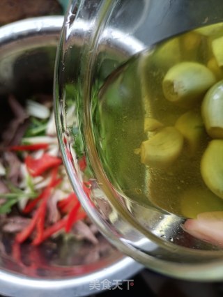 “白菜”白菜拌鹅腿的做法步骤：5