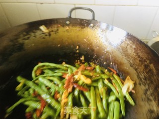 干煸四季豆的做法步骤：8