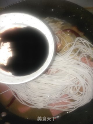 白菜炖粉条的做法步骤：13