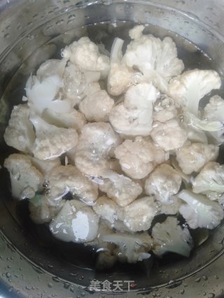 椒香花菜的做法步骤：2