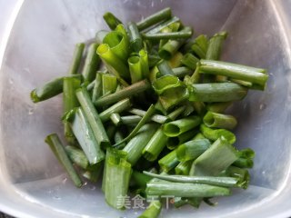 大白菜腊肠炒银针粉的做法步骤：7