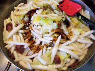 大白菜腊肠炒银针粉的做法步骤：11