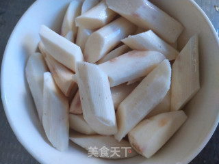 山药黑米卷的做法步骤：2