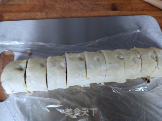 山药黑米卷的做法步骤：11