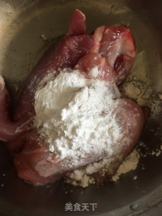鱼腥草炖猪腱肉的做法步骤：5