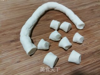 蟹粉小笼包的做法步骤：4