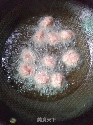 双色肉丸汤的做法步骤：7