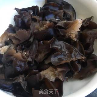 塔菜炒木耳的做法步骤：4
